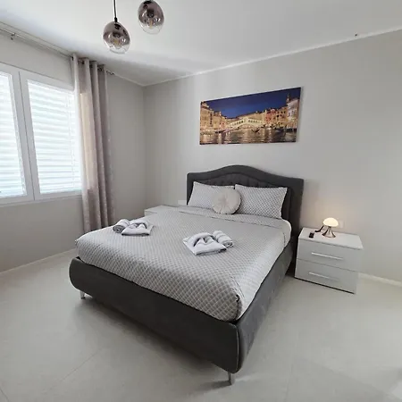 Aria Venice تيسّيرا